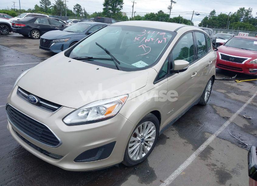 Photo 2 of 2018 Ford C-max HYBRID SE (VIN 1FADP5AU0JL103419)