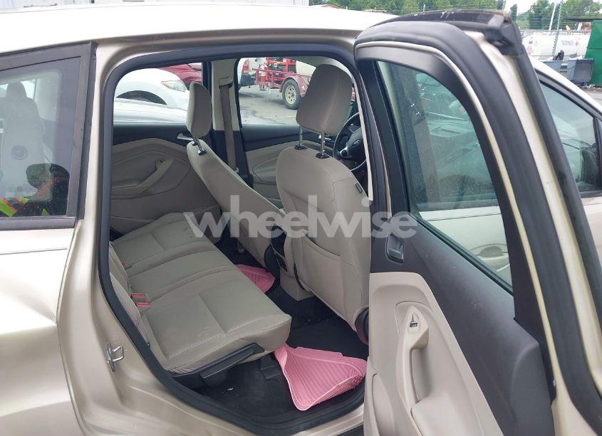 Photo 8 of 2018 Ford C-max HYBRID SE (VIN 1FADP5AU0JL103419)