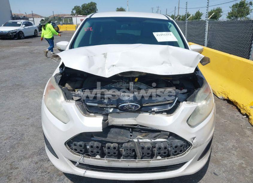 Photo 13 of 2013 Ford C-max HYBRID SE (VIN 1FADP5AU1DL518916)