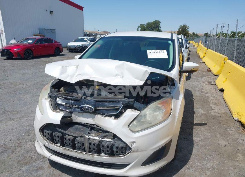 Photo 6 of 2013 Ford C-max HYBRID SE (VIN 1FADP5AU1DL518916)