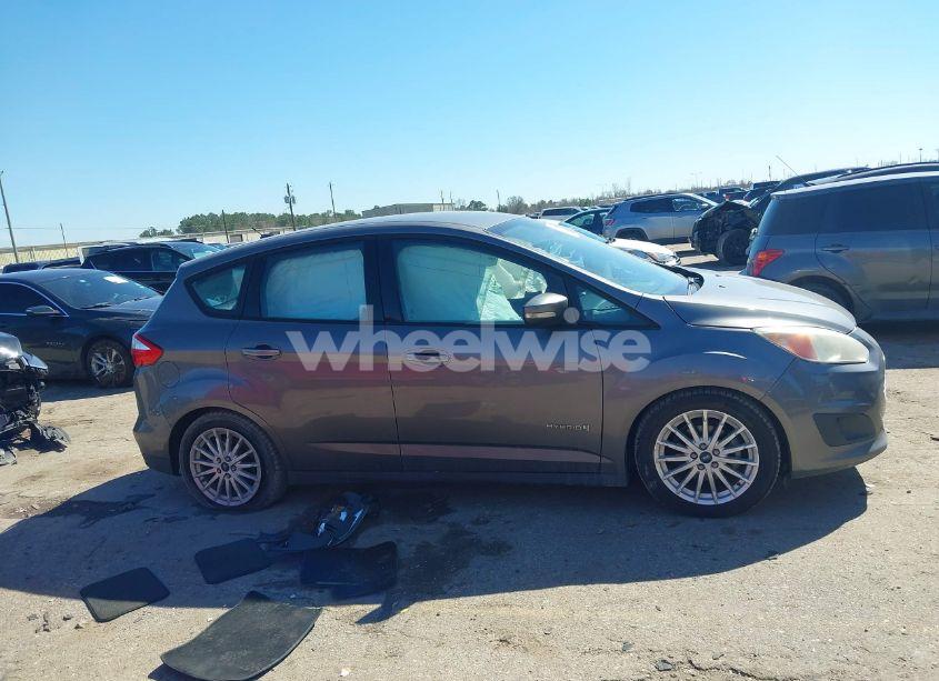 Photo 13 of 2013 Ford C-max HYBRID SE (VIN 1FADP5AU1DL539037)