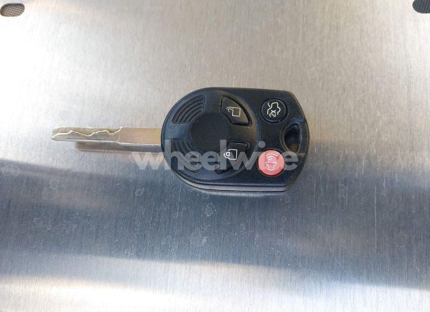 Photo 11 of 2016 Ford C-max HYBRID SE (VIN 1FADP5AU1GL103759)