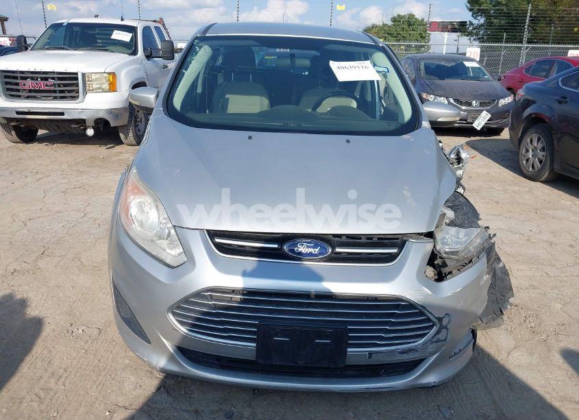 Photo 12 of 2016 Ford C-max HYBRID SE (VIN 1FADP5AU1GL103759)