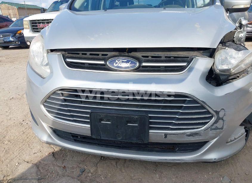Photo 20 of 2016 Ford C-max HYBRID SE (VIN 1FADP5AU1GL103759)
