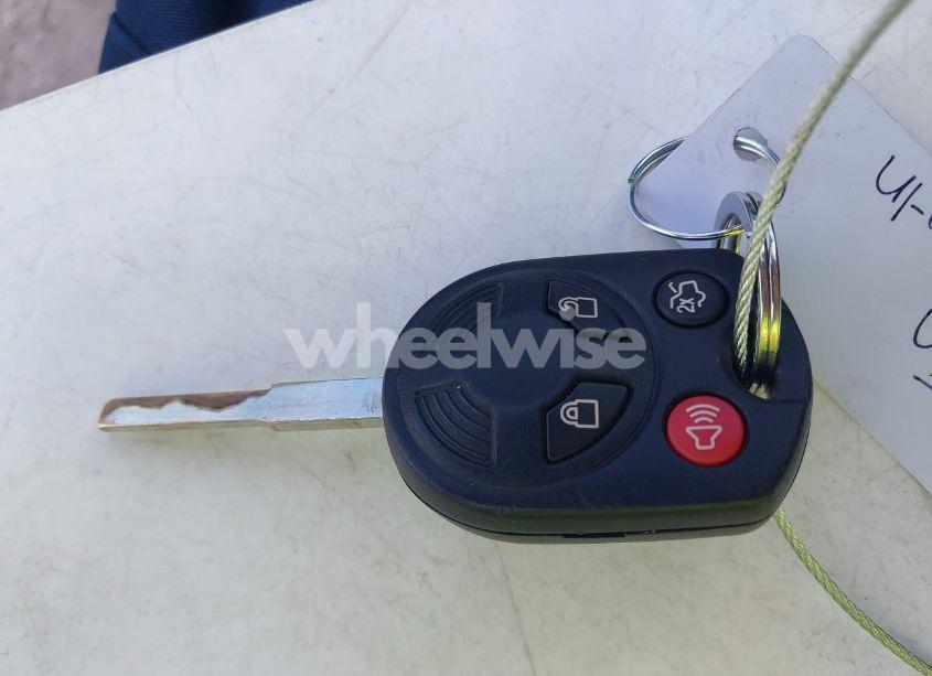 Photo 11 of 2018 Ford C-max HYBRID SE (VIN 1FADP5AU1JL101145)