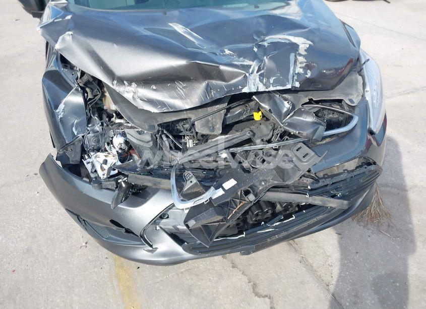 Photo 6 of 2018 Ford C-max HYBRID SE (VIN 1FADP5AU1JL101145)