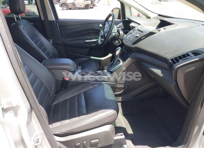 Photo 5 of 2018 Ford C-max HYBRID SE (VIN 1FADP5AU1JL104191)