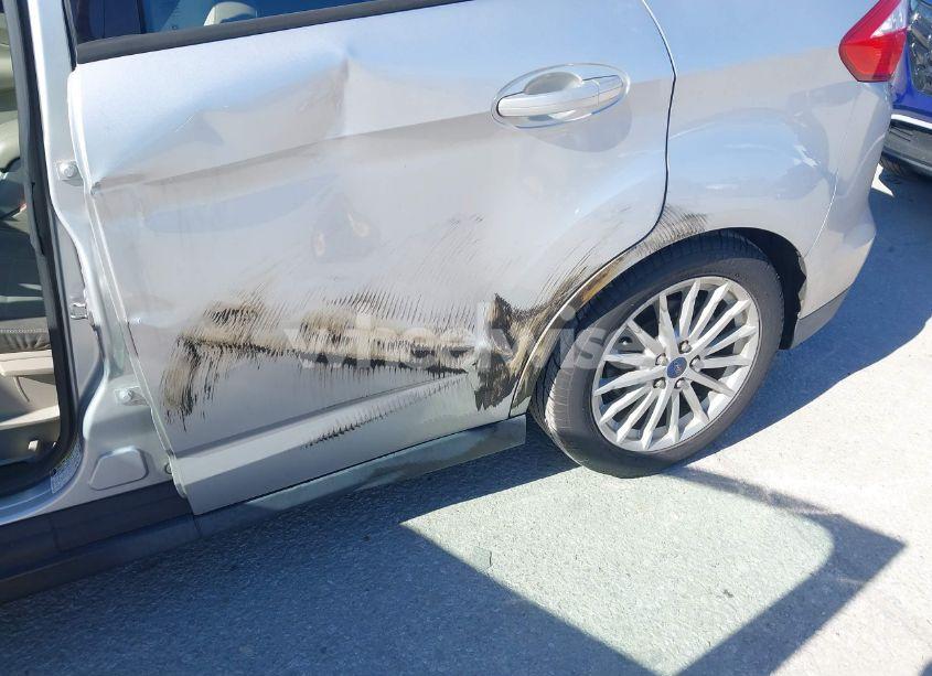 Photo 6 of 2013 Ford C-max HYBRID SE (VIN 1FADP5AU2DL511442)