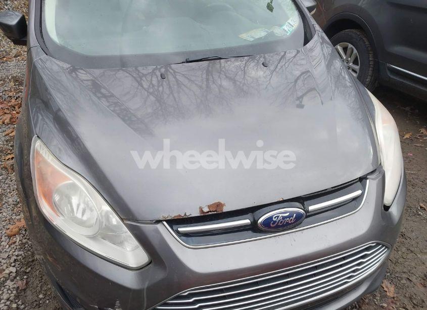 Photo 15 of 2013 Ford C-max HYBRID SE (VIN 1FADP5AU2DL531724)