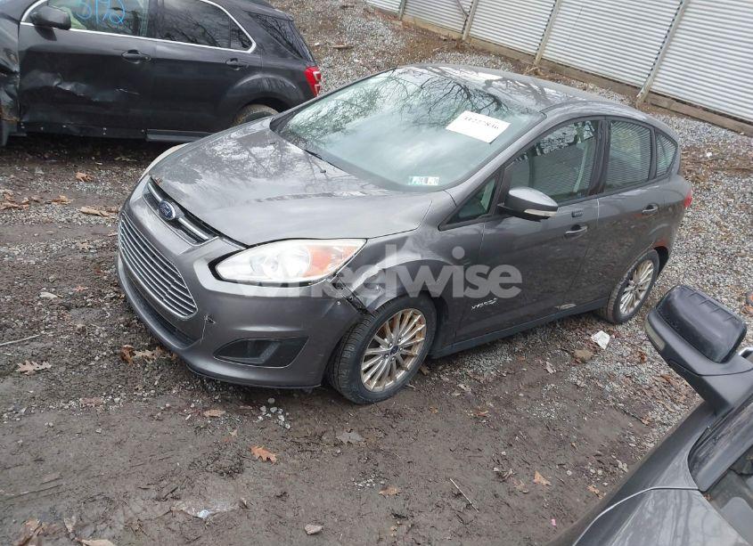 Photo 2 of 2013 Ford C-max HYBRID SE (VIN 1FADP5AU2DL531724)