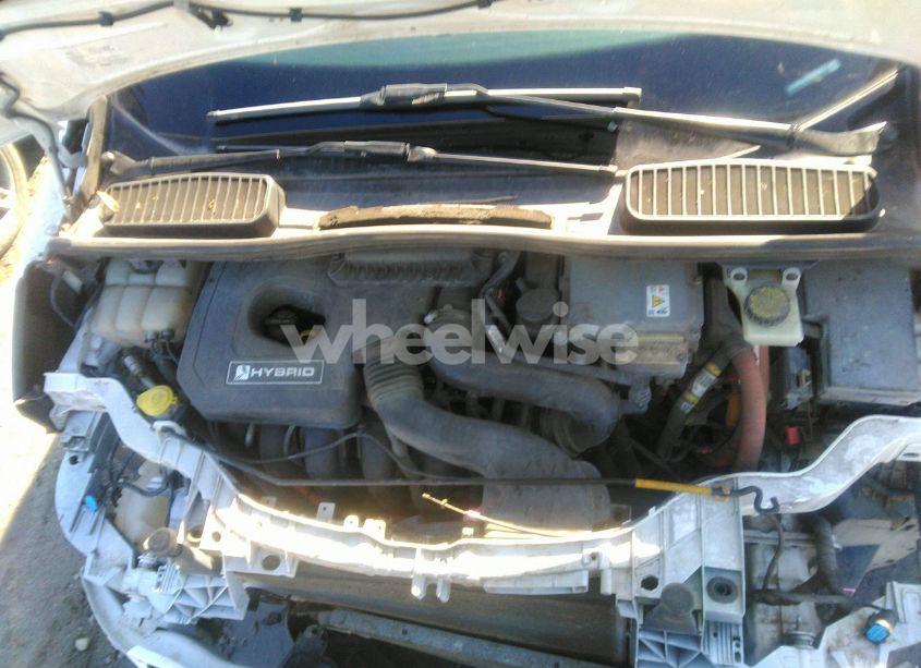 Photo 10 of 2013 Ford C-max HYBRID SE (VIN 1FADP5AU2DL540813)