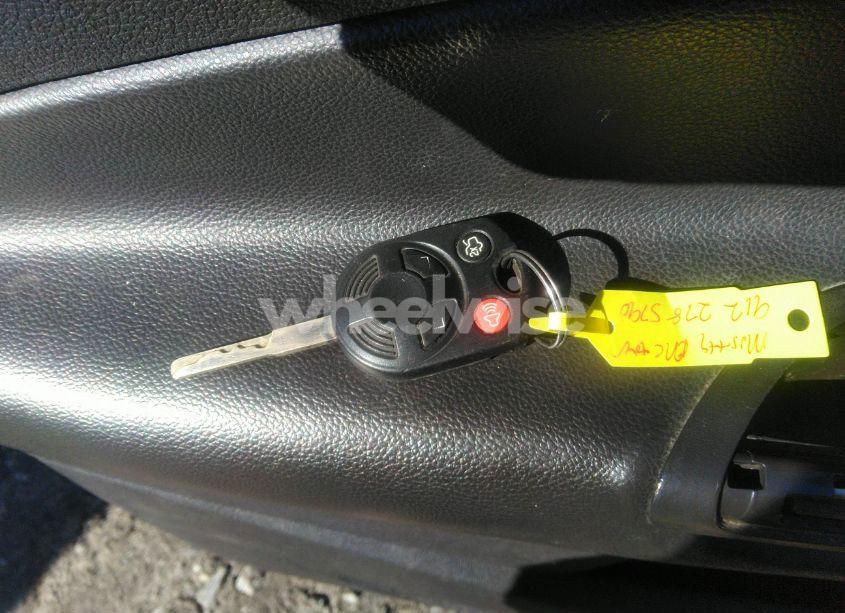 Photo 11 of 2013 Ford C-max HYBRID SE (VIN 1FADP5AU2DL540813)