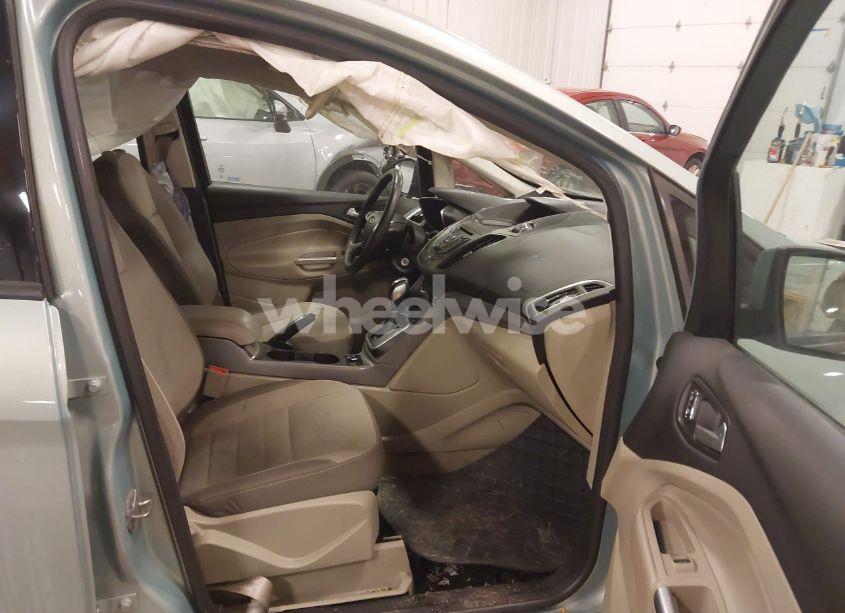 Photo 5 of 2013 Ford C-max HYBRID SE (VIN 1FADP5AU2DL547647)