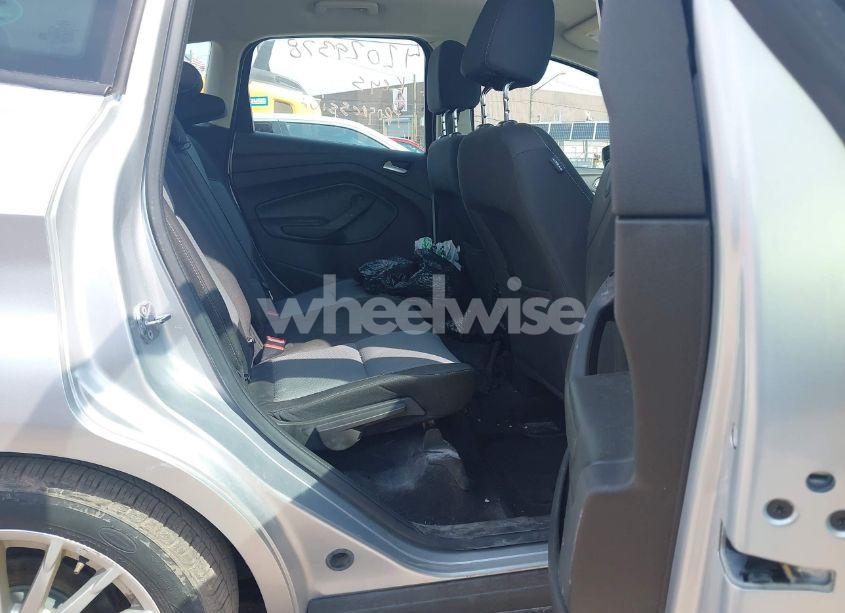 Photo 8 of 2017 Ford C-max HYBRID SE (VIN 1FADP5AU2HL111659)