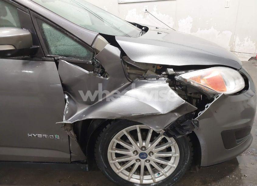 Photo 6 of 2013 Ford C-max HYBRID SE (VIN 1FADP5AU3DL502281)