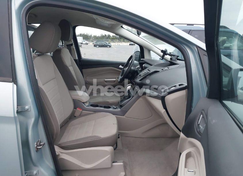 Photo 5 of 2013 Ford C-max HYBRID SE (VIN 1FADP5AU3DL518500)