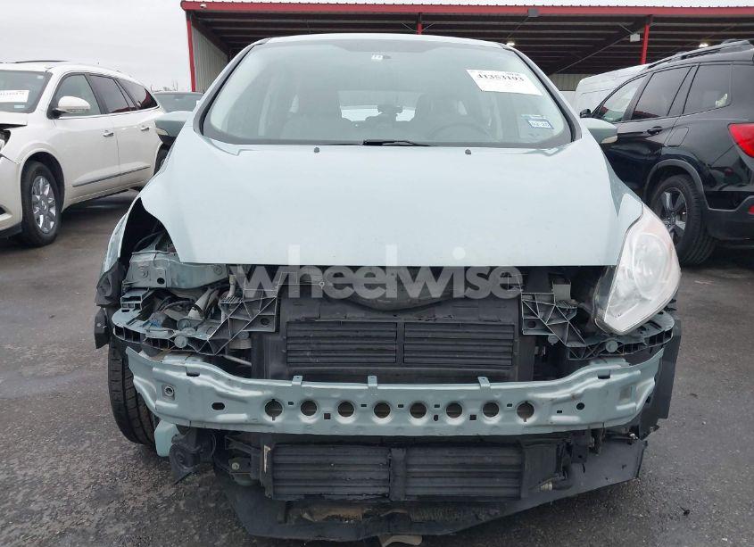 Photo 6 of 2013 Ford C-max HYBRID SE (VIN 1FADP5AU3DL518500)