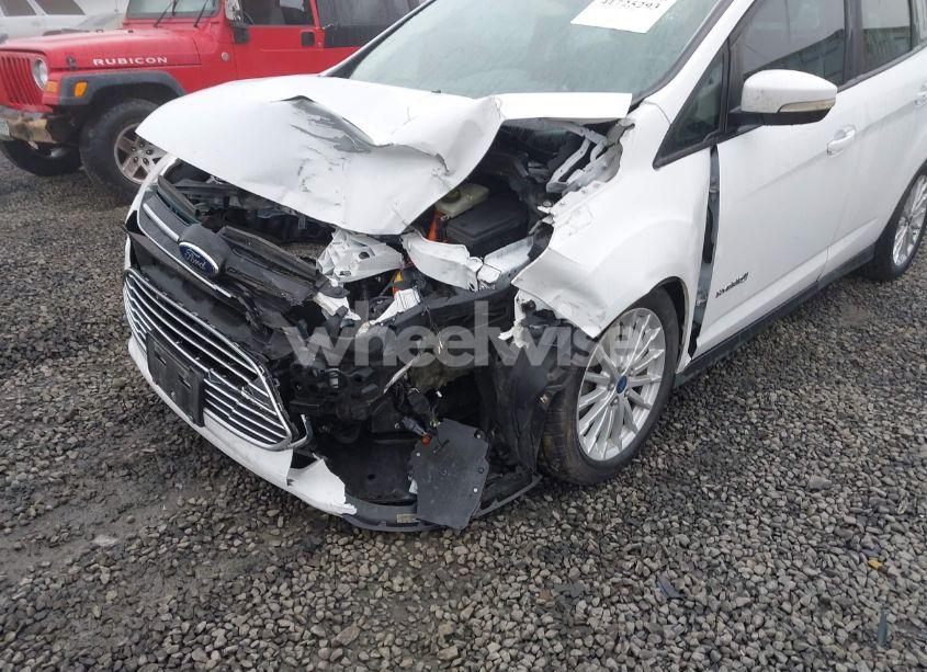 Photo 6 of 2013 Ford C-max HYBRID SE (VIN 1FADP5AU3DL529867)
