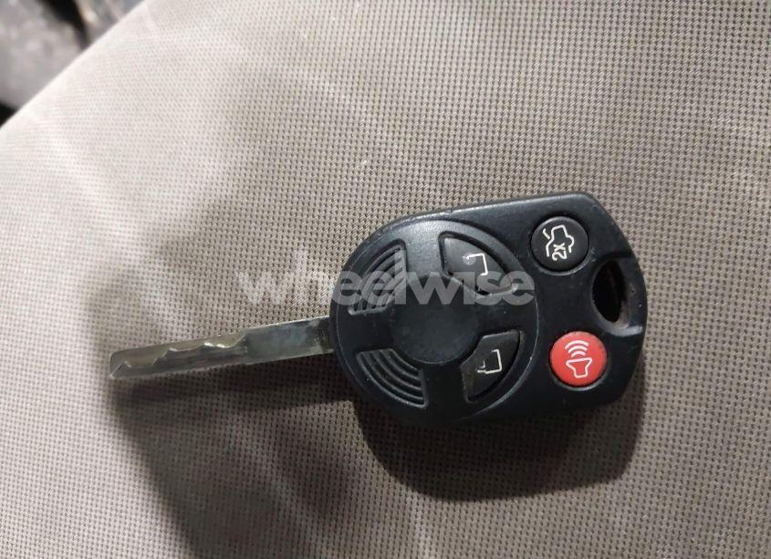 Photo 11 of 2013 Ford C-max HYBRID SE (VIN 1FADP5AU3DL532820)