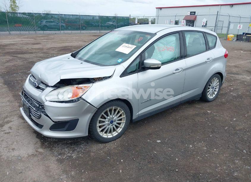 Photo 2 of 2015 Ford C-max HYBRID SE (VIN 1FADP5AU3FL119766)