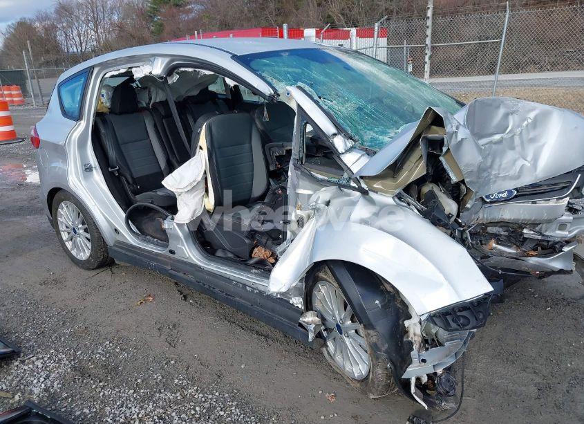 2016 Ford C-max HYBRID SE (VIN 1FADP5AU3GL104007) main photo