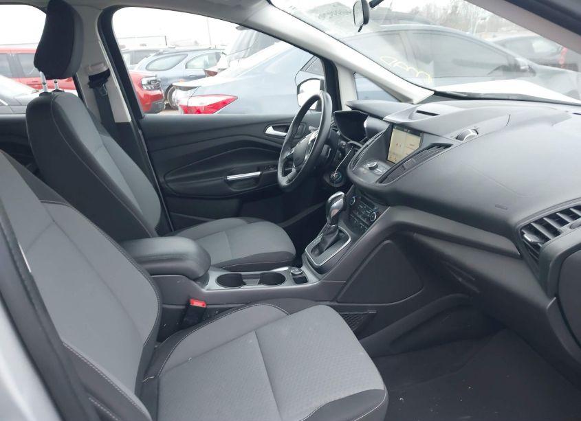 Photo 5 of 2018 Ford C-max HYBRID SE (VIN 1FADP5AU3JL105407)