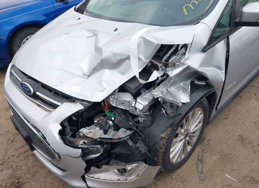 Photo 6 of 2018 Ford C-max HYBRID SE (VIN 1FADP5AU3JL105407)