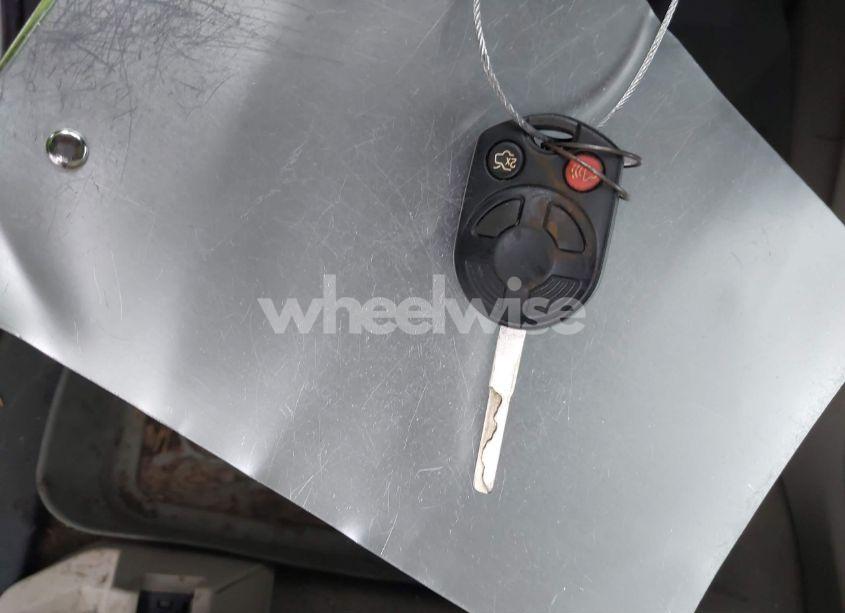 Photo 11 of 2013 Ford C-max HYBRID SE (VIN 1FADP5AU4DL535807)