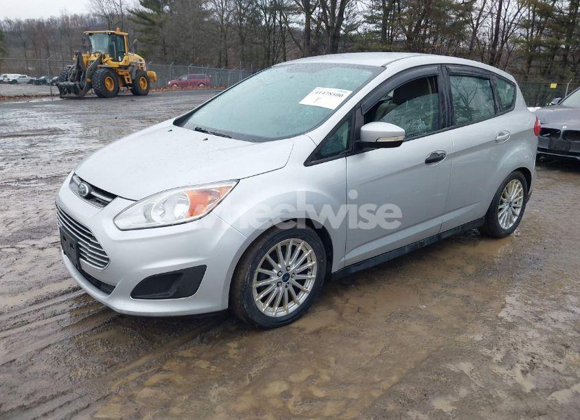 Photo 2 of 2013 Ford C-max HYBRID SE (VIN 1FADP5AU4DL535807)
