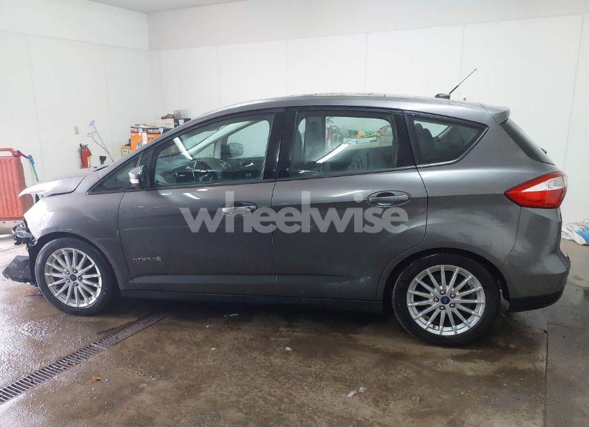 Photo 15 of 2013 Ford C-max HYBRID SE (VIN 1FADP5AU4DL549979)