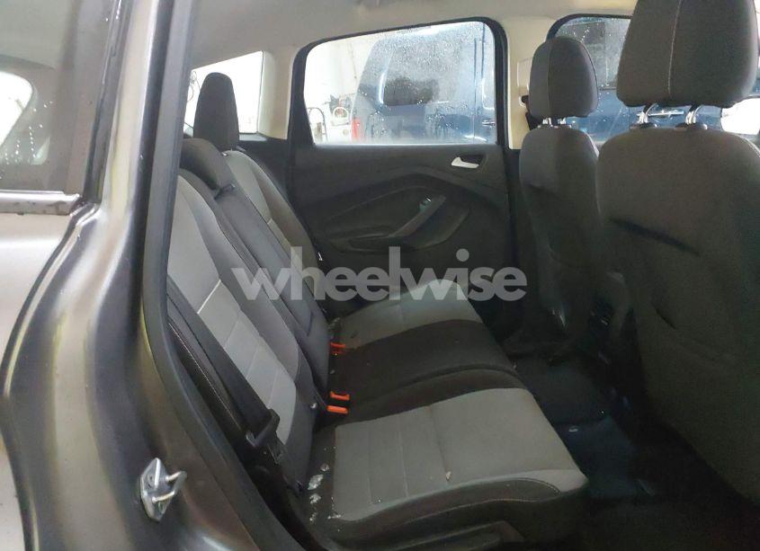 Photo 8 of 2013 Ford C-max HYBRID SE (VIN 1FADP5AU4DL549979)