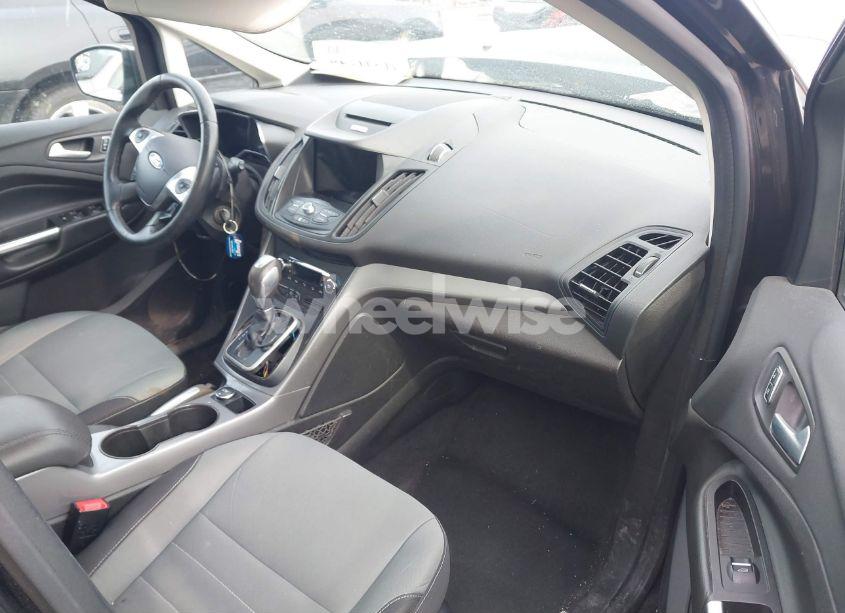 Photo 5 of 2016 Ford C-max HYBRID SE (VIN 1FADP5AU4GL100578)