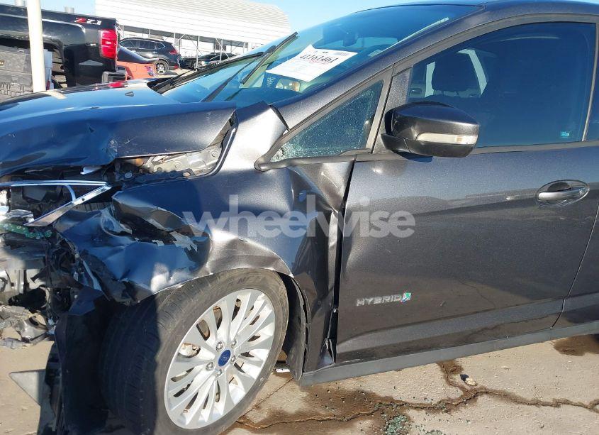 Photo 17 of 2017 Ford C-max HYBRID SE (VIN 1FADP5AU4HL112277)