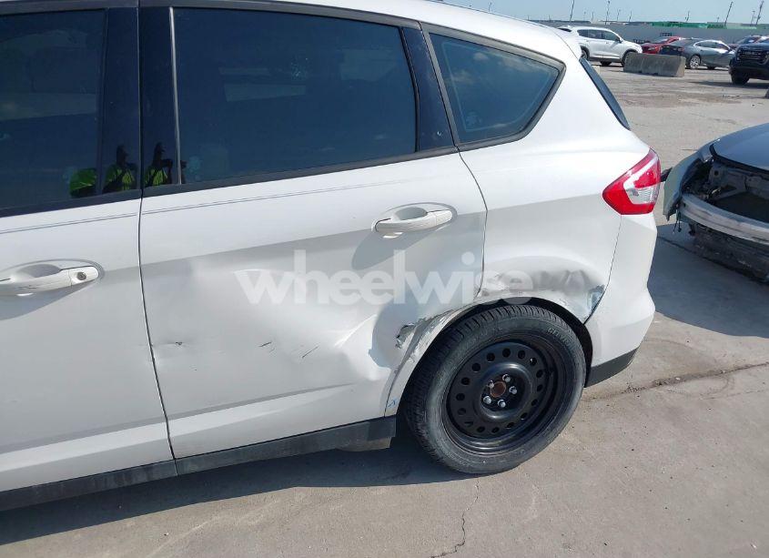 Photo 6 of 2017 Ford C-max HYBRID SE (VIN 1FADP5AU4HL117995)