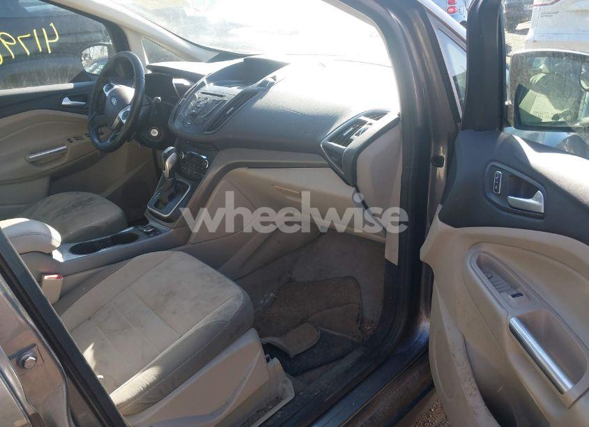 Photo 5 of 2013 Ford C-max HYBRID SE (VIN 1FADP5AU6DL544072)