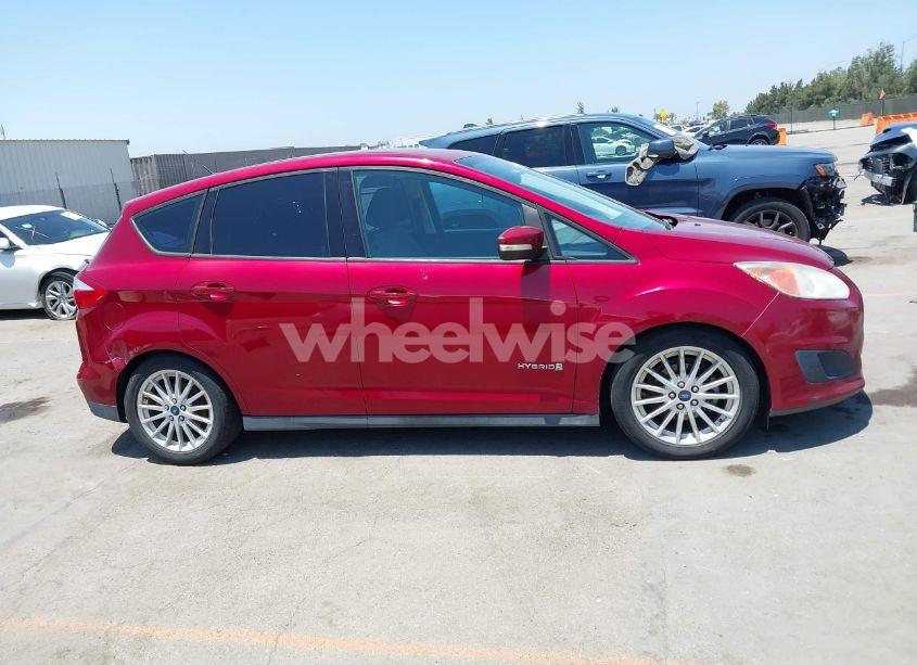 Photo 13 of 2013 Ford C-max HYBRID SE (VIN 1FADP5AU6DL551846)