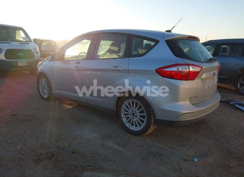 Photo 3 of 2015 Ford C-max HYBRID SE (VIN 1FADP5AU6FL120975)