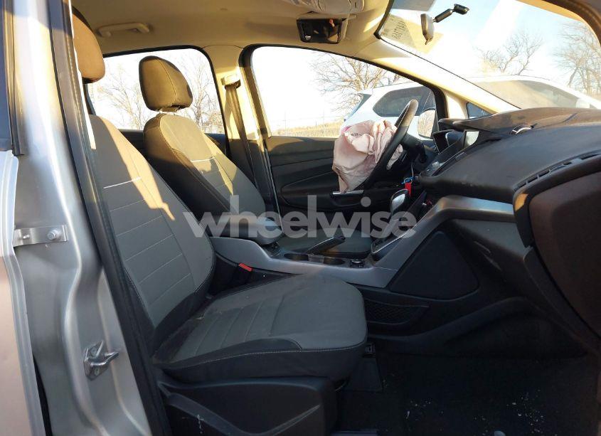 Photo 5 of 2015 Ford C-max HYBRID SE (VIN 1FADP5AU6FL120975)