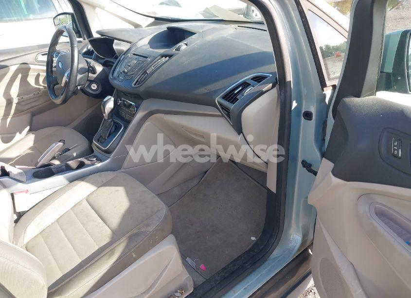 Photo 5 of 2013 Ford C-max HYBRID SE (VIN 1FADP5AU7DL500436)