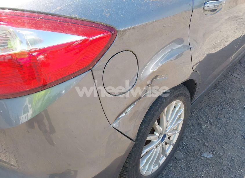 Photo 6 of 2013 Ford C-max HYBRID SE (VIN 1FADP5AU7DL550589)