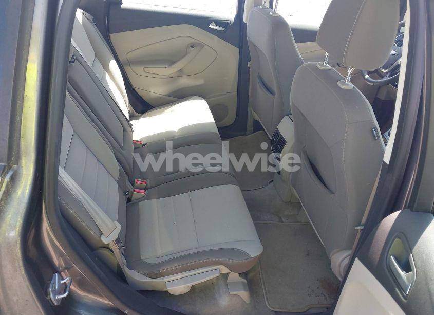 Photo 8 of 2013 Ford C-max HYBRID SE (VIN 1FADP5AU7DL550589)