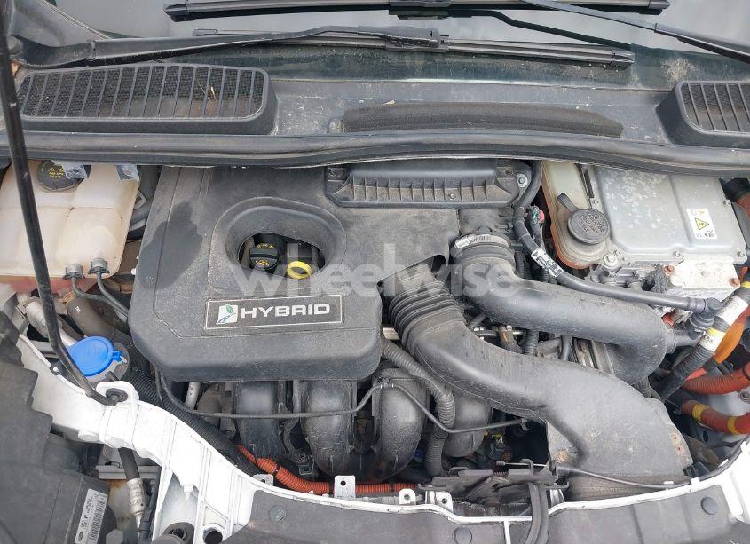 Photo 10 of 2014 Ford C-max HYBRID SE (VIN 1FADP5AU7EL504732)