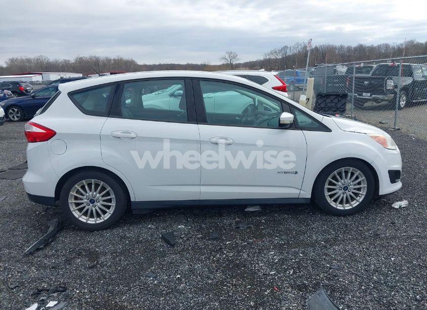 Photo 14 of 2014 Ford C-max HYBRID SE (VIN 1FADP5AU7EL504732)