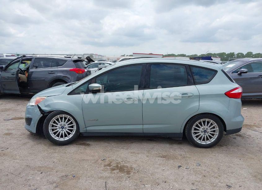 Photo 14 of 2014 Ford C-max HYBRID SE (VIN 1FADP5AU7EL508750)