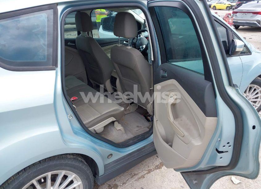 Photo 8 of 2014 Ford C-max HYBRID SE (VIN 1FADP5AU7EL508750)