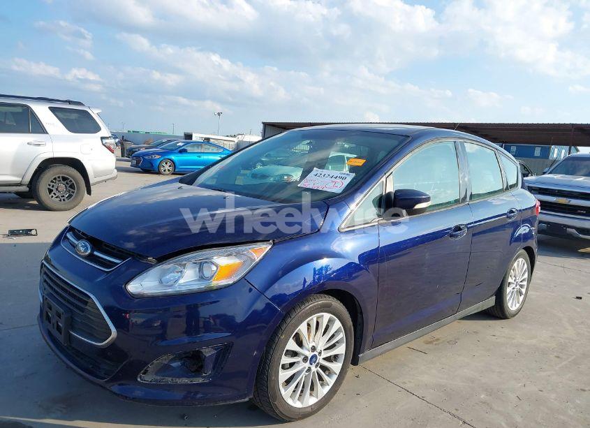 Photo 2 of 2017 Ford C-max HYBRID SE (VIN 1FADP5AU7HL114797)