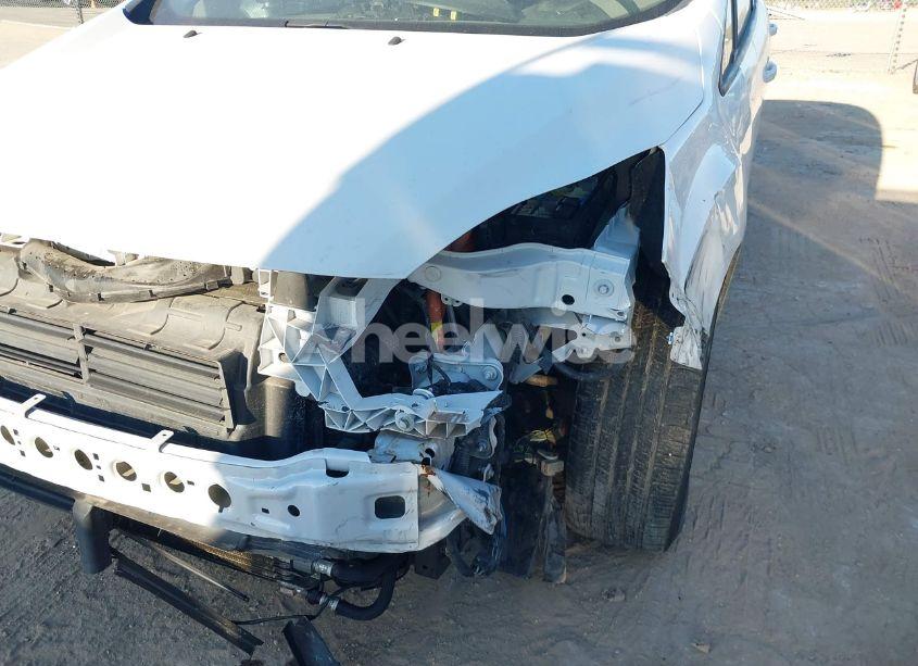 Photo 6 of 2018 Ford C-max HYBRID SE (VIN 1FADP5AU7JL104700)