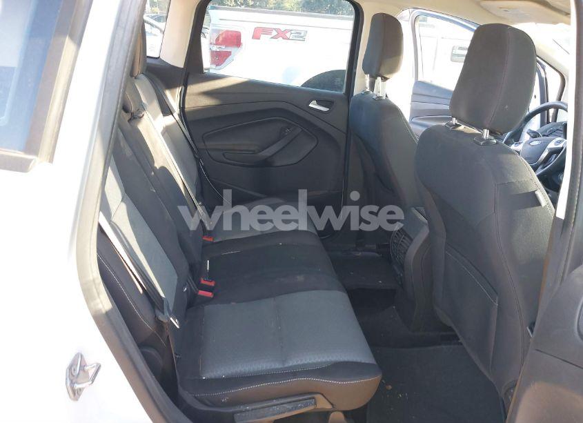 Photo 8 of 2018 Ford C-max HYBRID SE (VIN 1FADP5AU7JL104700)