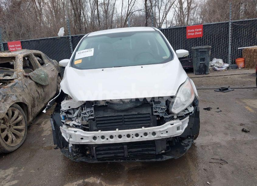 Photo 13 of 2013 Ford C-max HYBRID SE (VIN 1FADP5AU9DL505377)