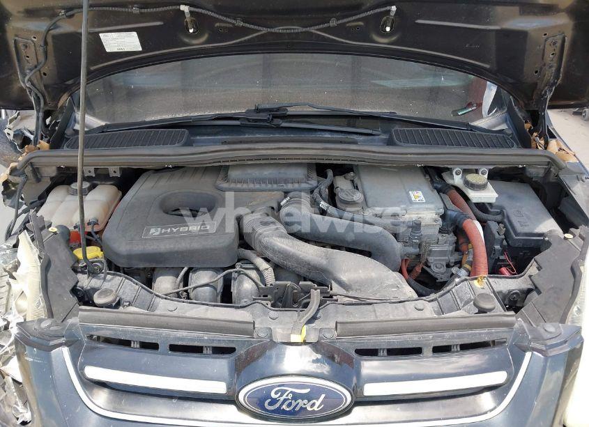 Photo 10 of 2013 Ford C-max HYBRID SE (VIN 1FADP5AUXDL511432)